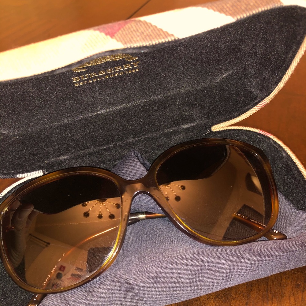 Authentic Burberry sunglasses